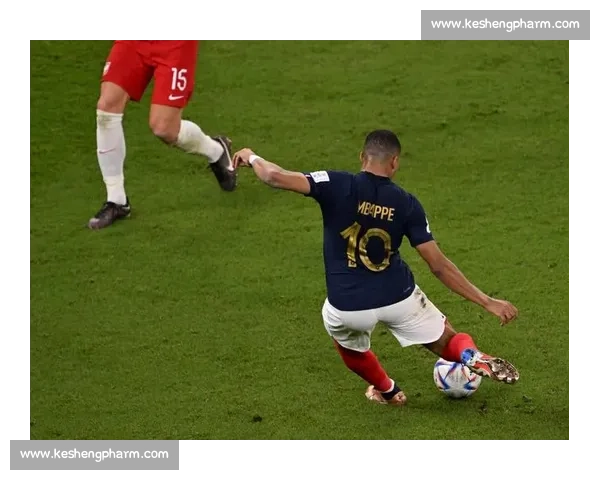 卡什：禁区边缘的射门密码与定位球深耕