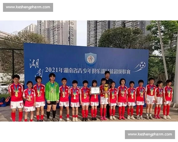 十年坚守终开花，黄楚儒哽咽：永州足球有光