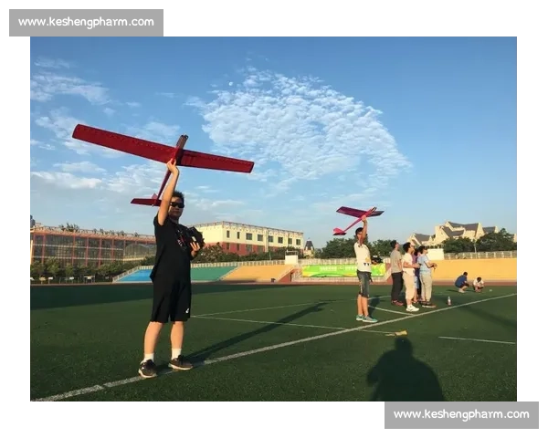 800 少年逐浪赛场：航模里的海洋梦