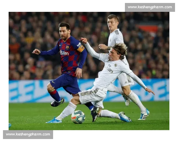 皇马上诉卢宁红牌：保护队友反染红？德比争议待解